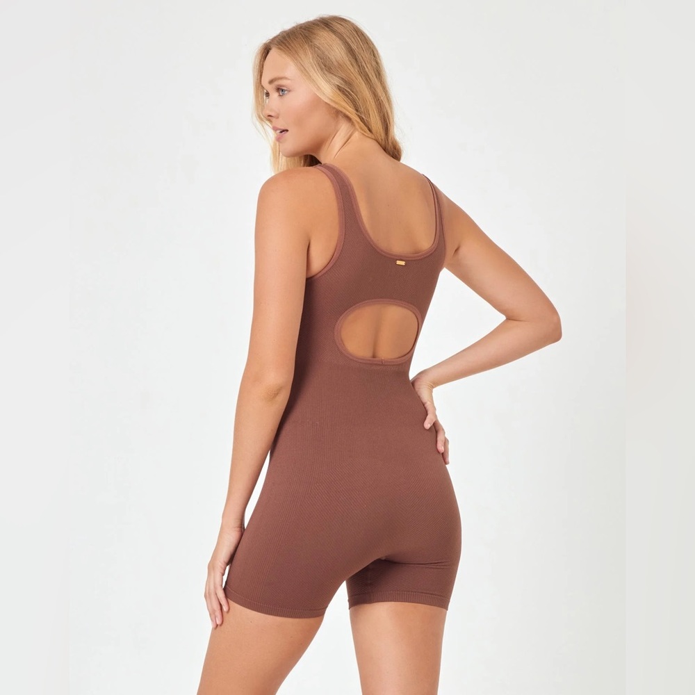 LSPACE Static Romper
color: cafe